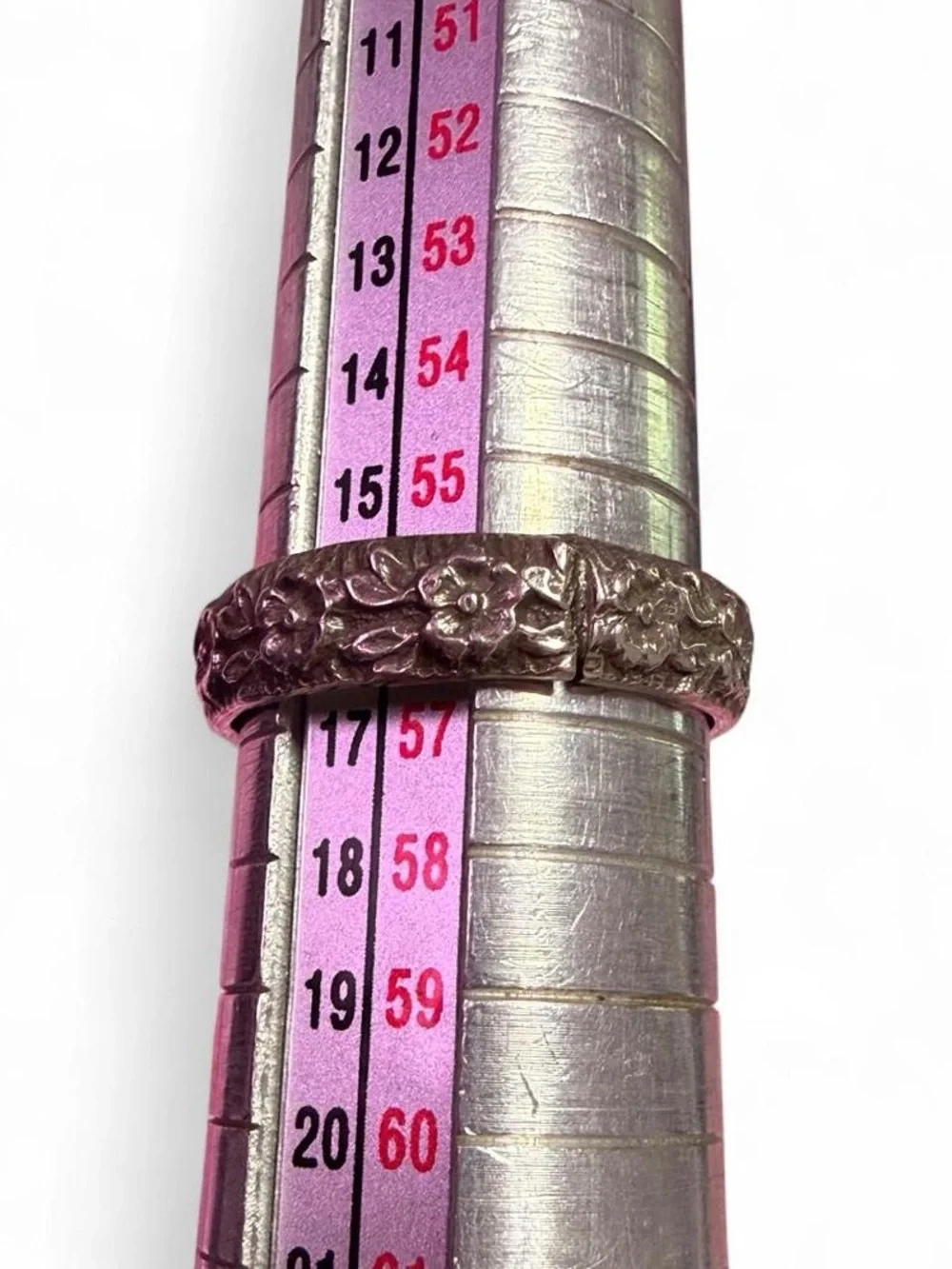 Sterling silver forget me not flower chain pattern band